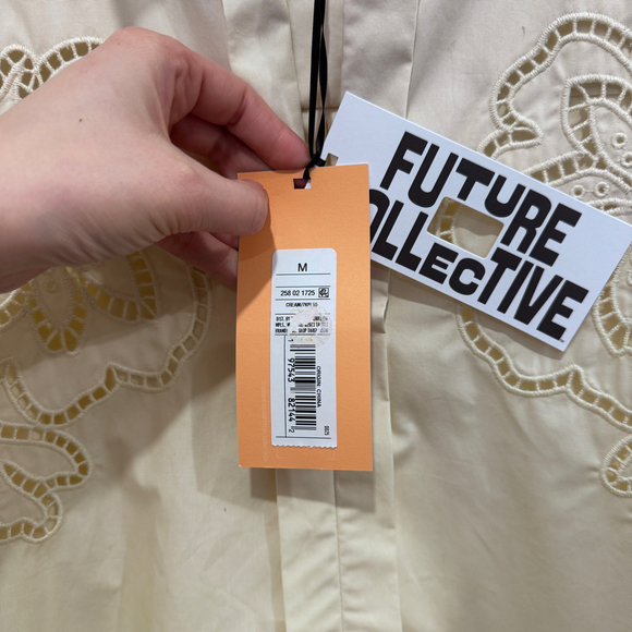 FUTURE COLLECTIVE WOMEN’S EYELET SHORT SLEEVE TOP - Picture 3 of 4